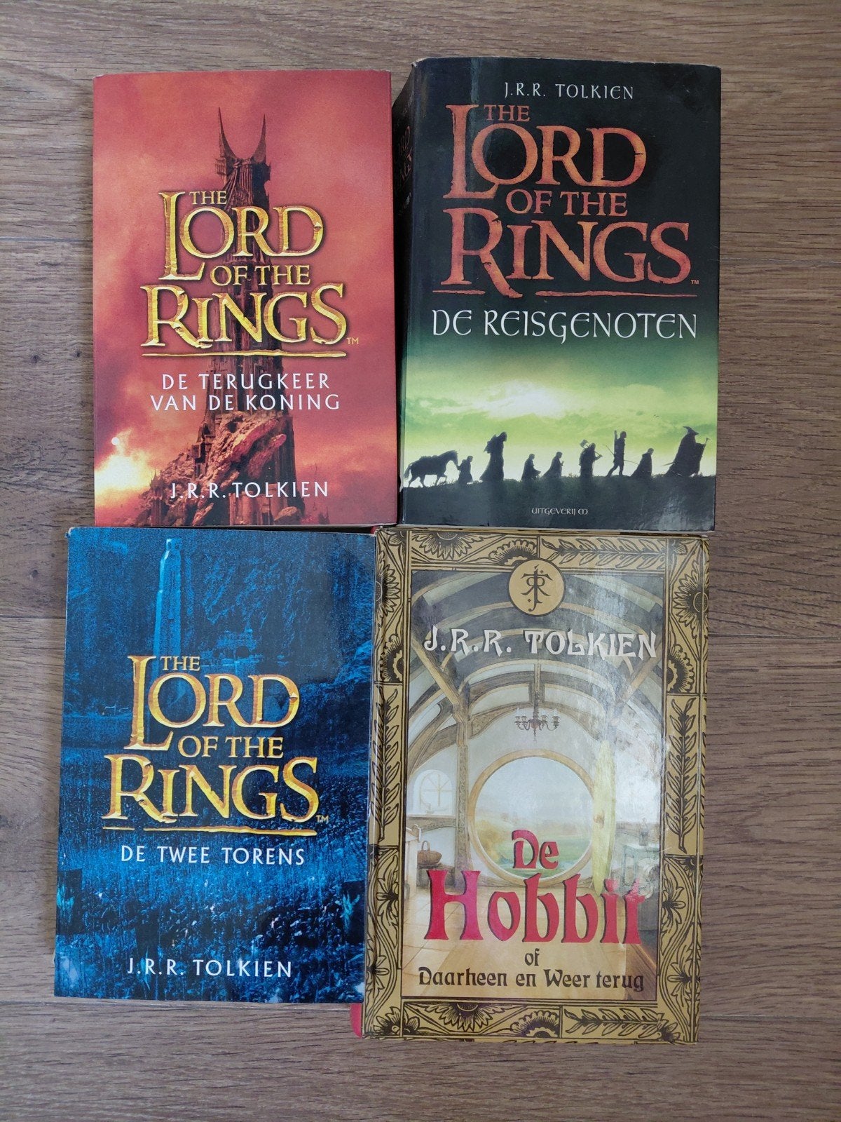 Tolkien Boeken: Lord of the Rings Trilogie & De Hobbit, Boeken, Ophalen of Verzenden