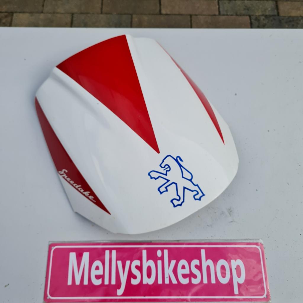 Peugeot speedake vooorkap.rood wit, Motoren, Ophalen of Verzenden, Peugeot, Info@peugeot.fr, Frankrijk