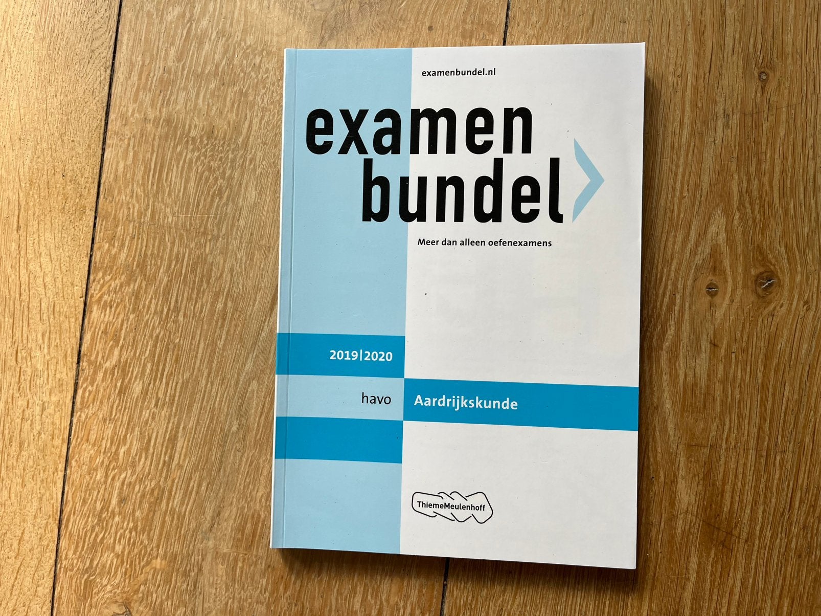 Examenbundel aardrijkskunde havo 2019-2020, Boeken, Ophalen of Verzenden, Zo goed als nieuw, HAVO, Aardrijkskunde