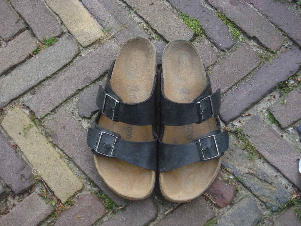 BIRKENSTOCK ARIZONA ZWART 40 NU GRATIS VERZENDING PER POST, Slippers, Verzenden, Zwart, Zo goed als nieuw