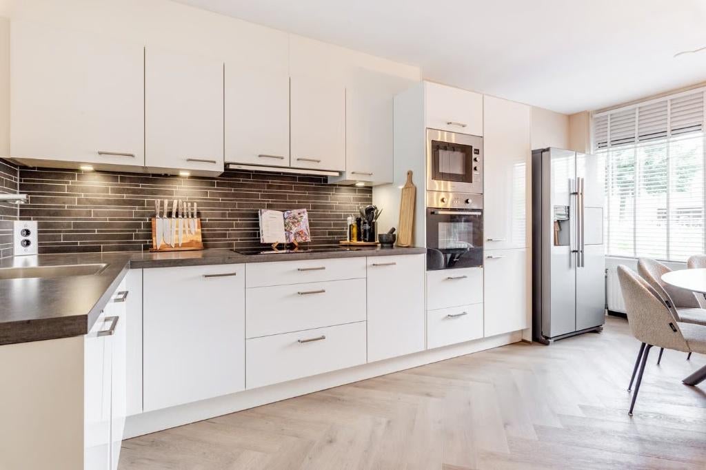 Complete keuken: Gratis!, Huis en Inrichting, Ophalen, Gebruikt, Wit, Hoekkeuken