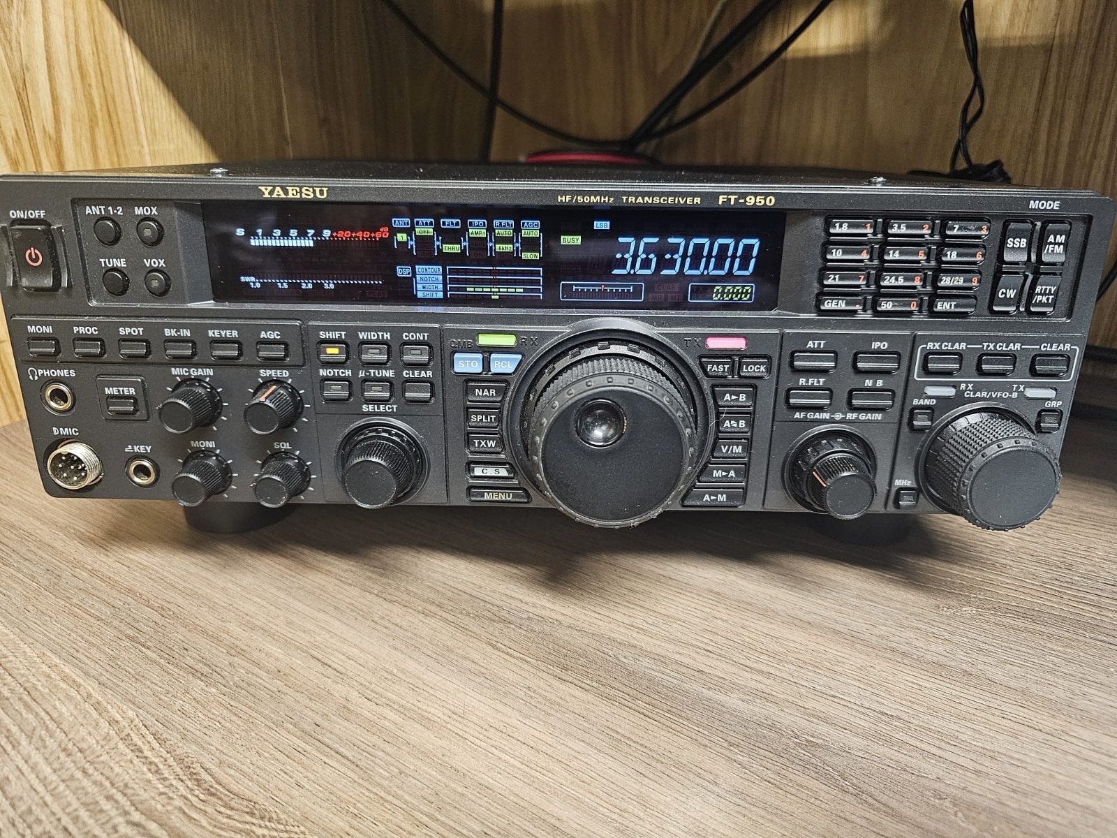 Foto 5 van Yaesu FT 950