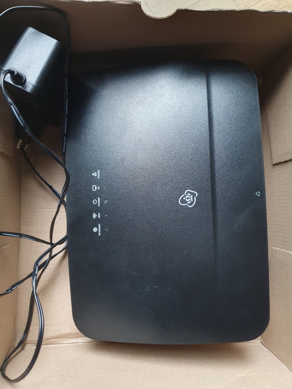 KPN Box 12 Sagemcom Router met Modem - Nieuwstaat, Ophalen of Verzenden, Zo goed als nieuw, Router met modem, Sagemcom