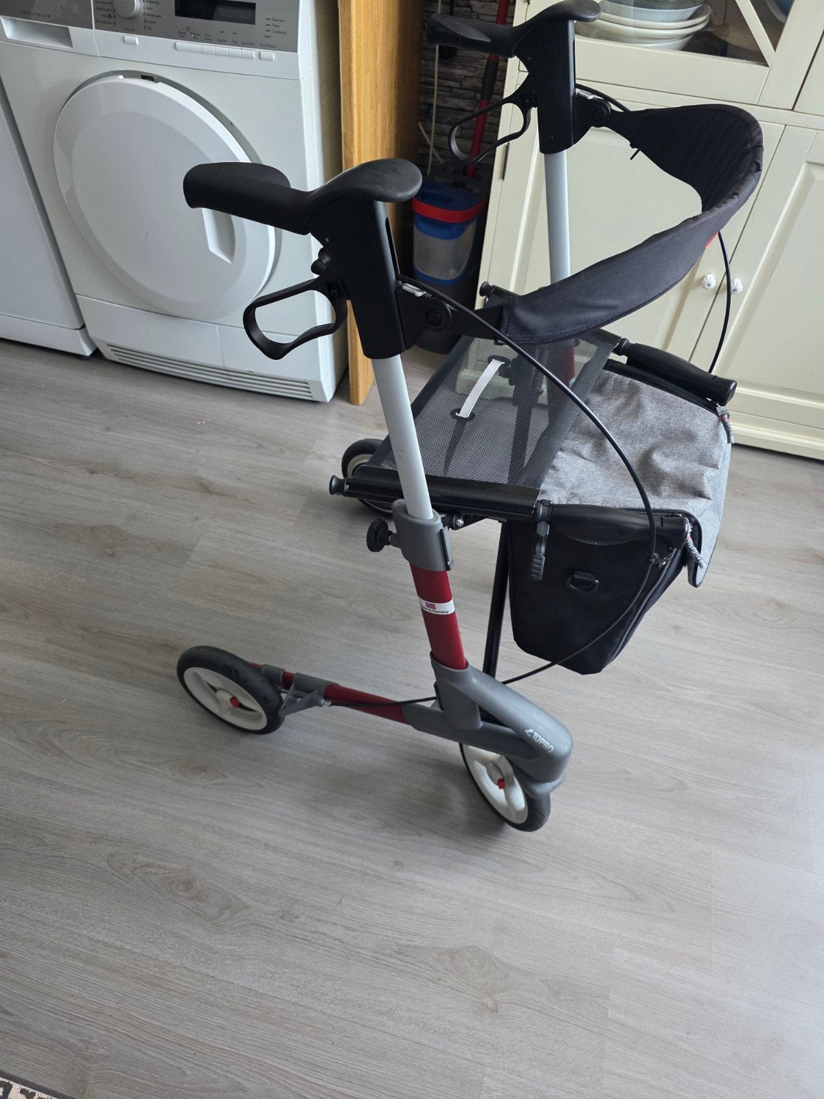 Super rollator( Topro troya 5G) in nieuw staat, Diversen, Rollators, Zo goed als nieuw, Ophalen