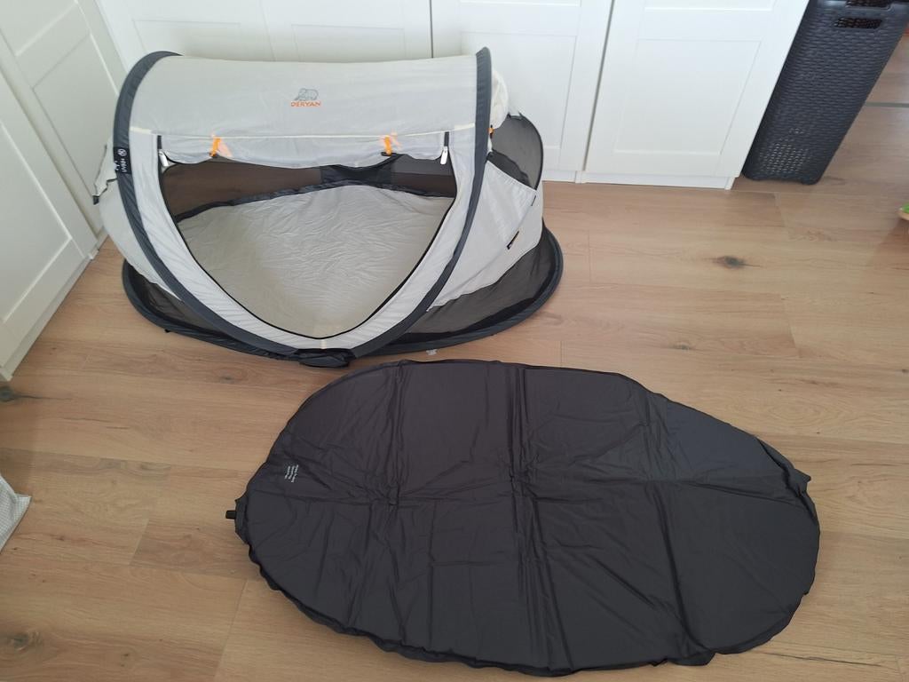 Deryan peuterbed met opblaasbaar matras, Ophalen, Zo goed als nieuw, Reisbedje
