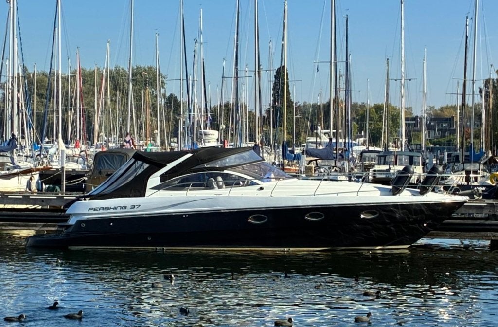 Pershing 37 motorjacht met 2x 335 pk Caterpillar diesels, 3 m, Overige merken, Gebruikt, 11 m