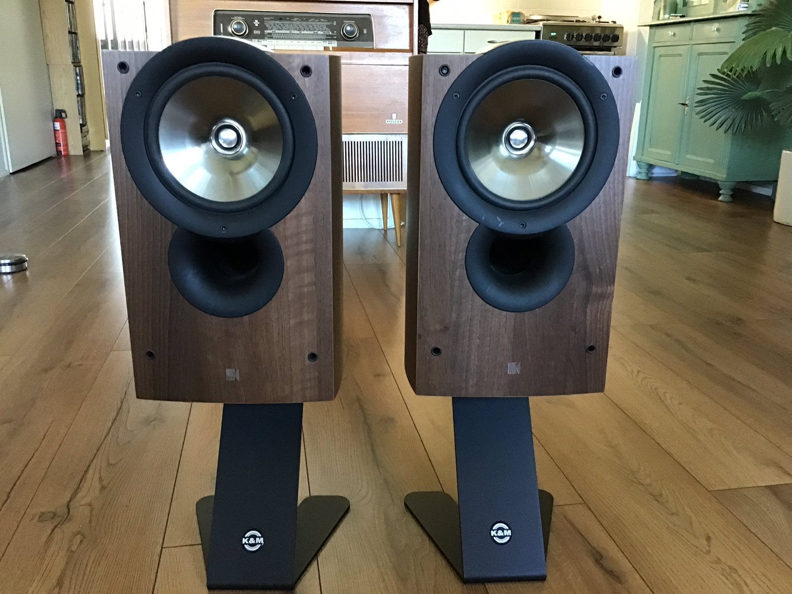 2 Kef iQ3 speakers matching pair incl K&W stands, Audio, Tv en Foto, Ophalen, Stereo speakers, Gebruikt, 60 tot 120 watt