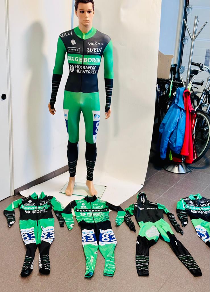 Schaatskleding schaatspak speedsuit marathonpak langebaan S, Ophalen of Verzenden, Zo goed als nieuw, Overige typen, Overige merken