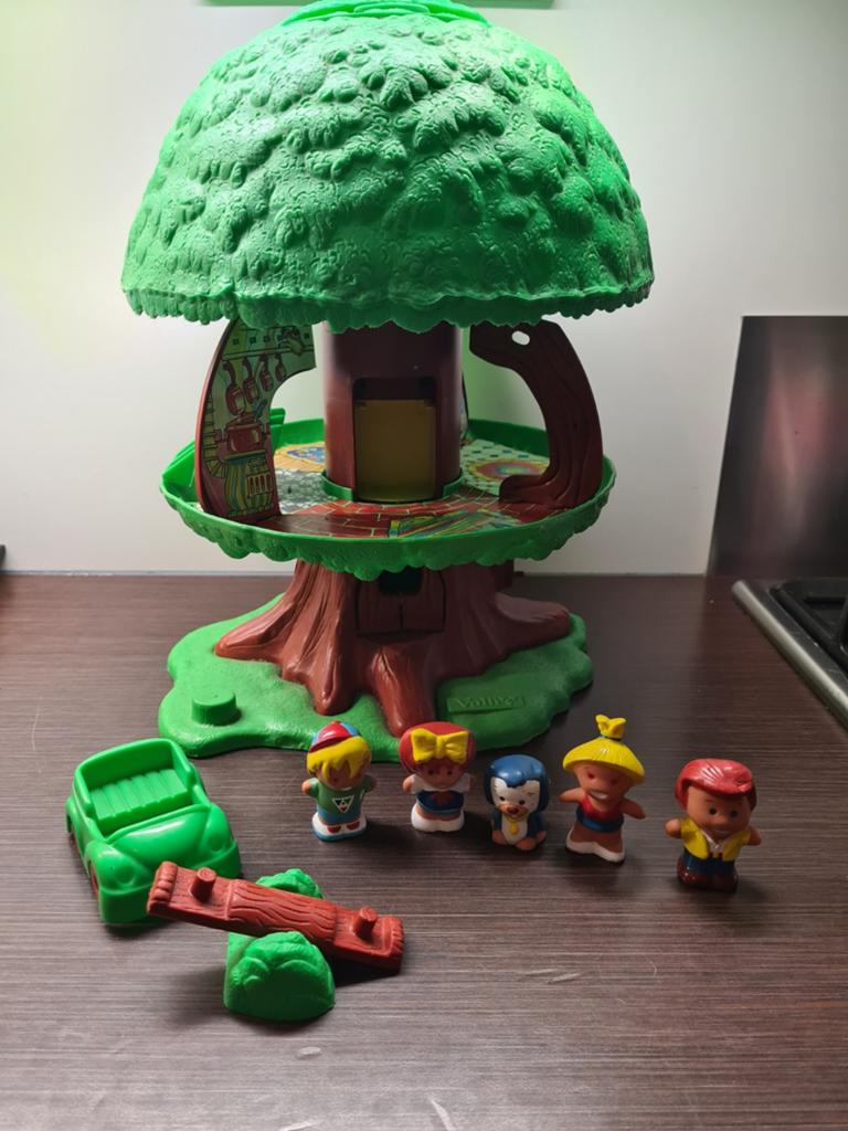 Vulli Boomhuis Speelset met Figuren en Auto, Kinderen en Baby's, Speelgoed | Overig, Gebruikt, Jongen of Meisje, Ophalen of Verzenden