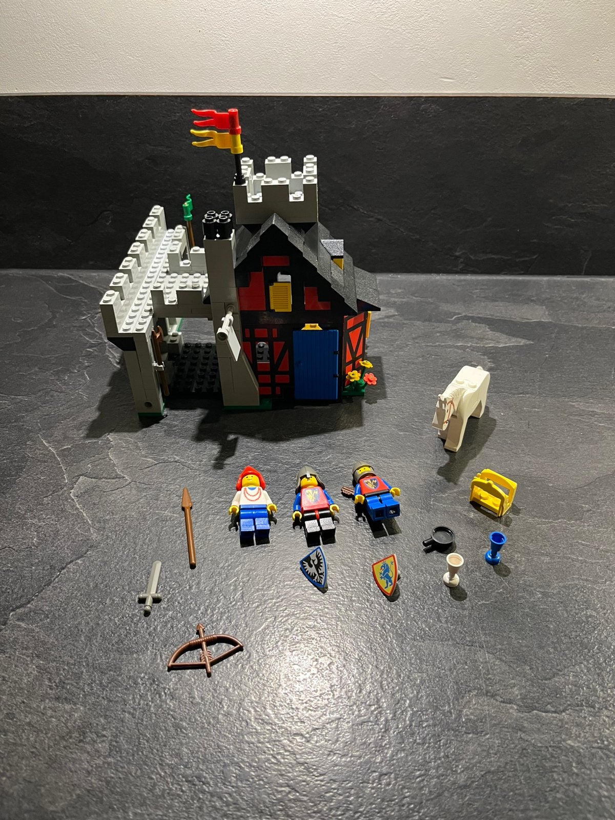 Lego Partij Lot Set 10000 Guarded In, Gebruikt, Lego, Ophalen of Verzenden, Castle