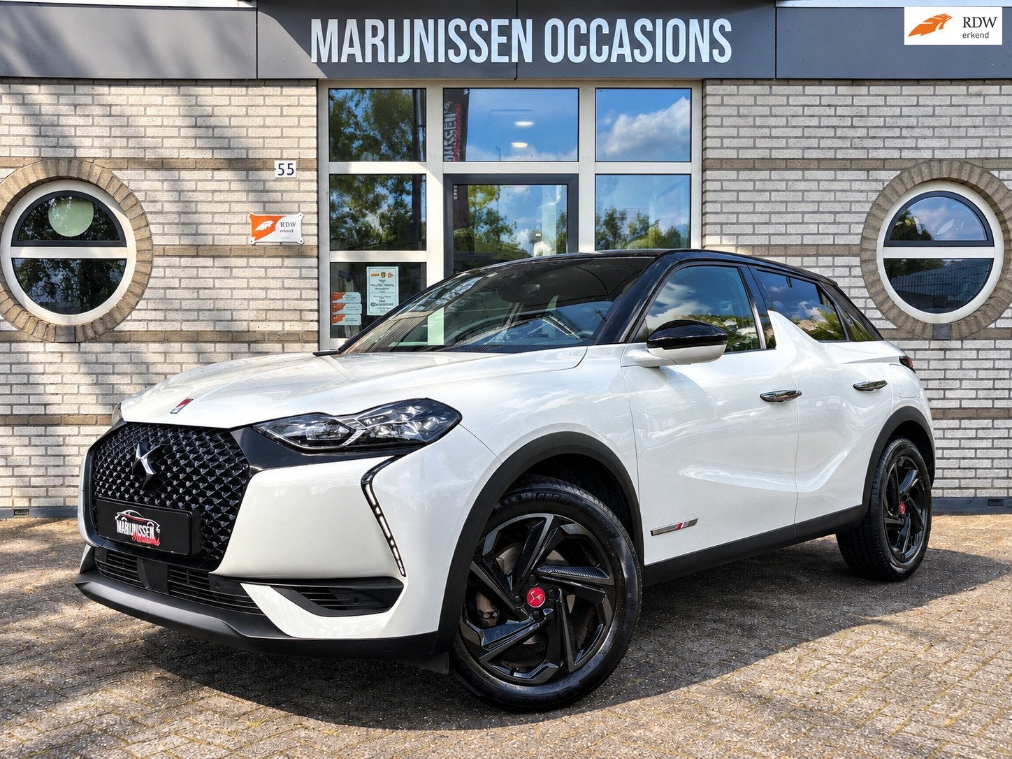 DS 3 Crossback 1.2 PureTech Performance Line |VirtDash|Cam|, Auto's, Dealer onderhouden, Gebruikt, Zwart, Leder en Stof