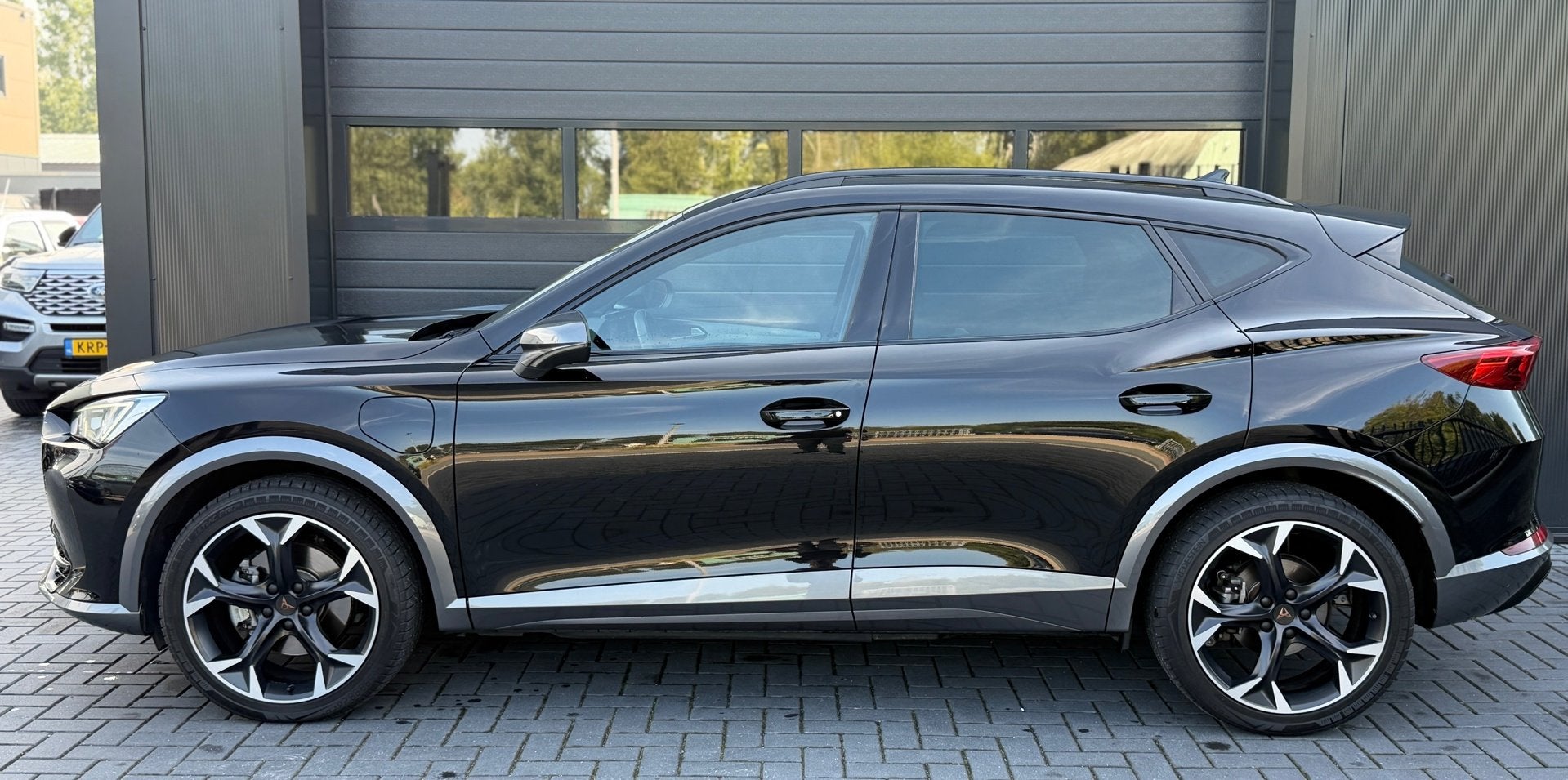 Cupra Formentor 1.4 e-Hybrid Business|Acc|Stoelverwarming|, Auto's, Gebruikt, Euro 6, 4 cilinders, Zwart
