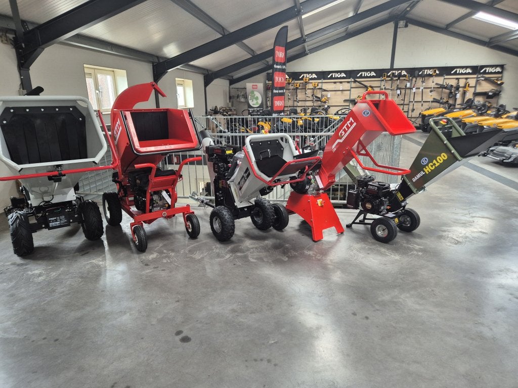 JCC aanbieding: Ruim assortiment Hakselaars voorraad!, Info@jcctuinenparkmachines.nl, Benzine, Nieuw, JCC tuin en parkmachines