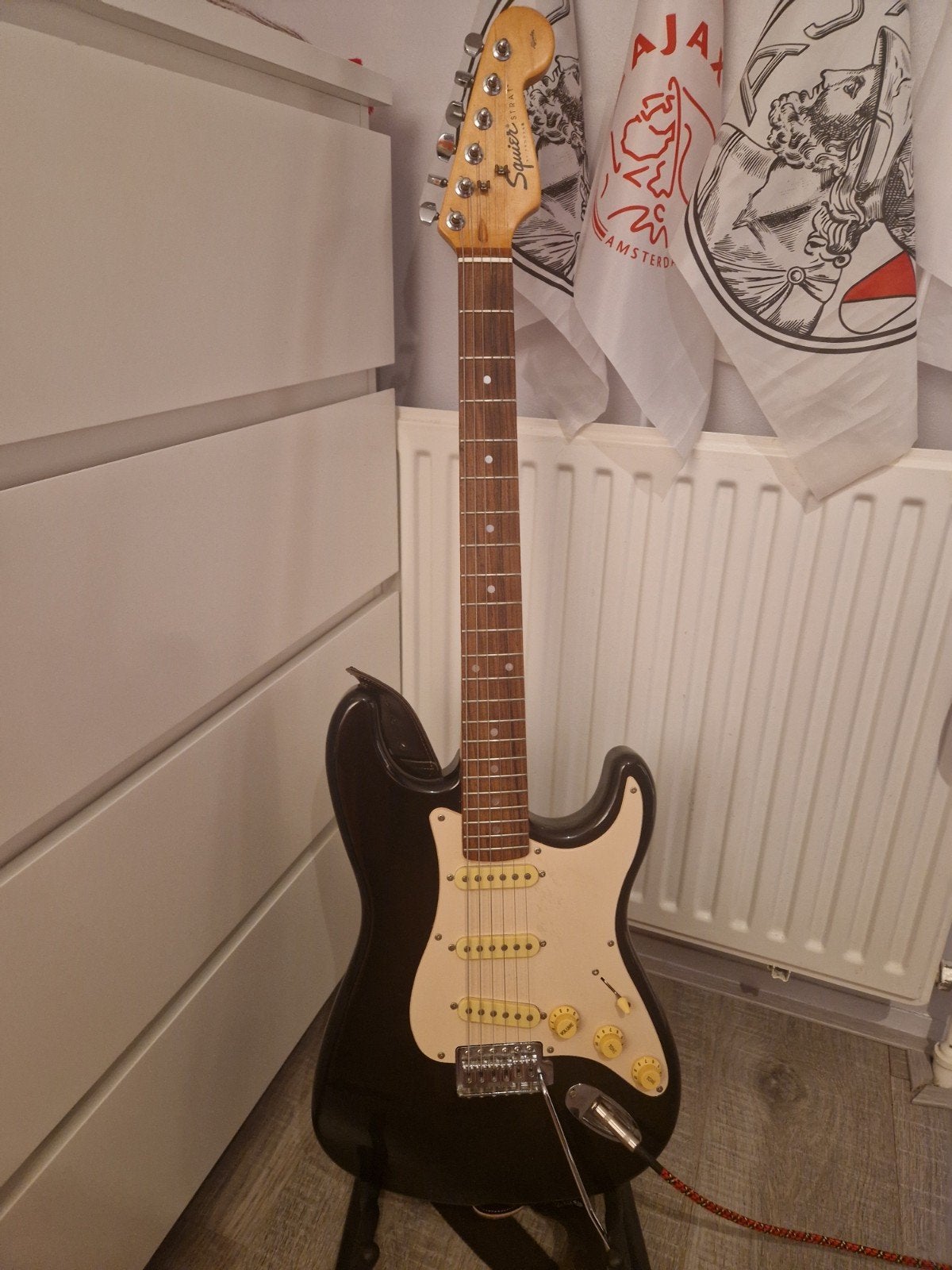 squier by fender gitaar, Ophalen of Verzenden, Zo goed als nieuw, Solid body, Fender