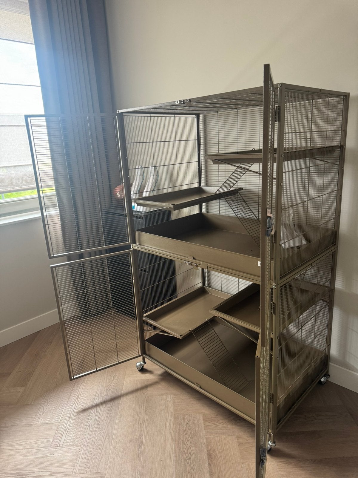 Keddoc animal penthouse/Little zoo venturer, Ophalen, Kooi, Zo goed als nieuw, 90 cm of meer