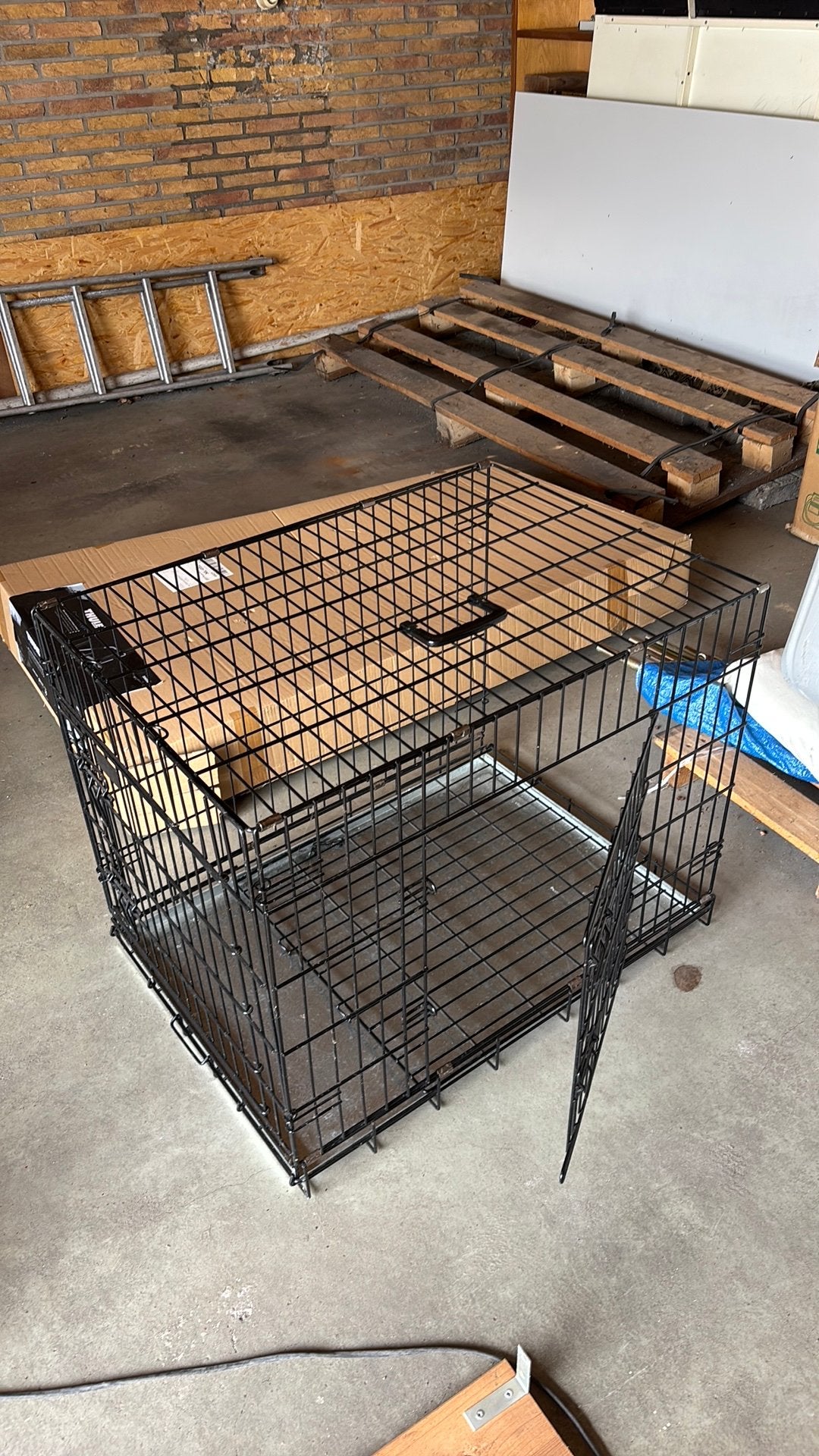 Bench voor hond of kat, Ophalen, Gebruikt, Minder dan 65 cm, Hondenhok
