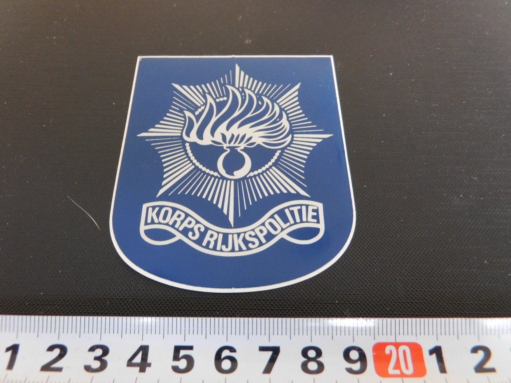 sticker Politie Korps Rijkspolitie RP embleem zilver *, Ophalen, Zo goed als nieuw