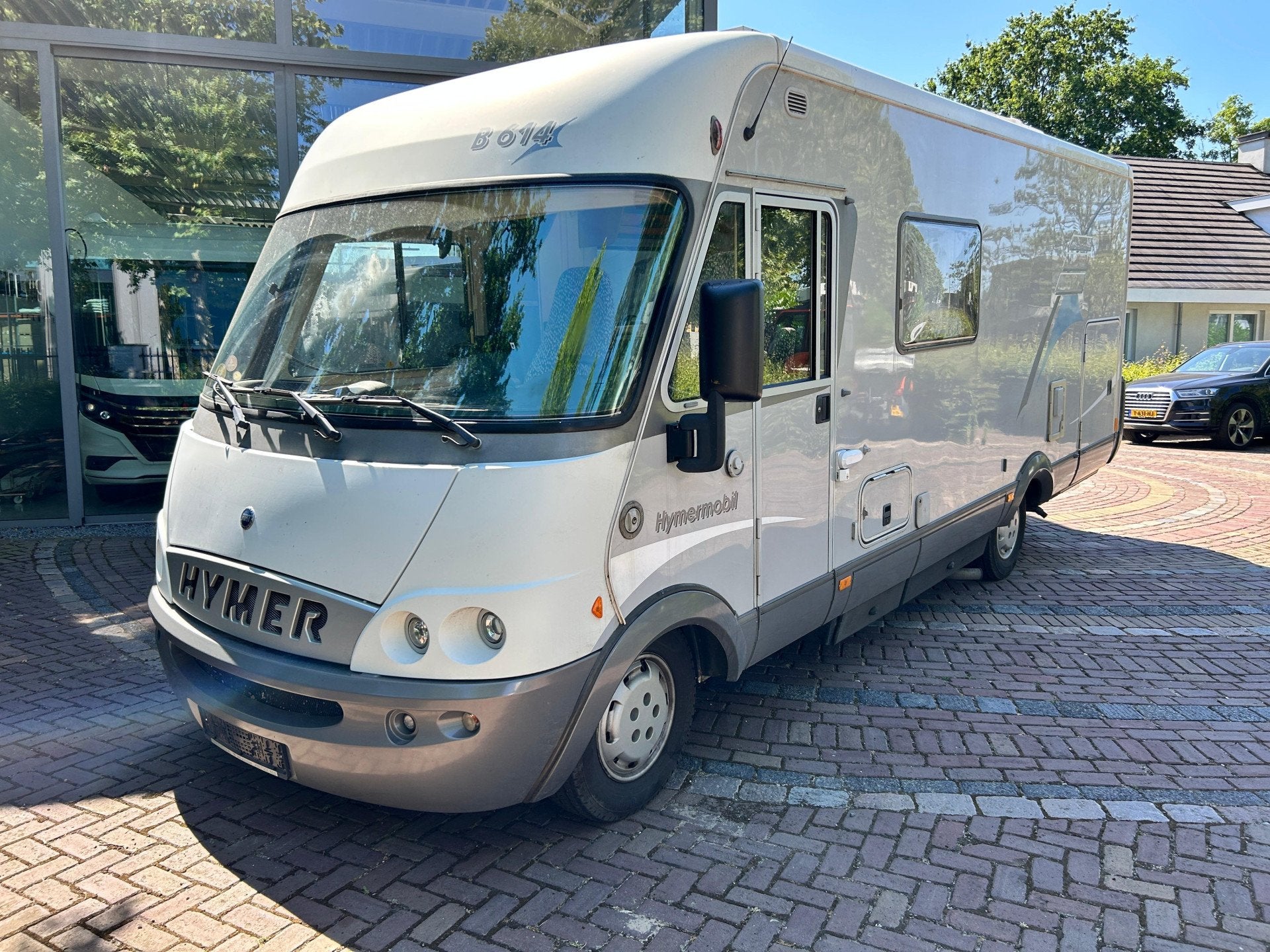 Caravans And Camping Hymer