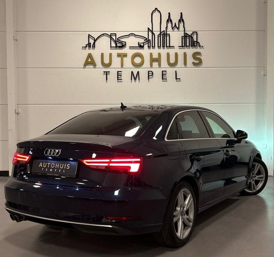 Audi A3 Limousine 35 TFSI CoD S Line Advance Nap Virtual Air, Auto's, Audi, Stof, Euro 6, 4 cilinders, 150 pk