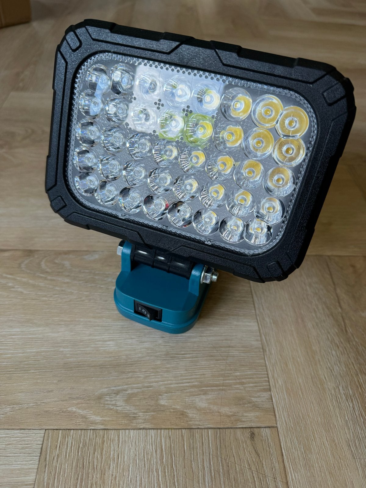 Grote werklamp voor Makita LXT 18V accu NIEUW, Verzenden, Nieuw