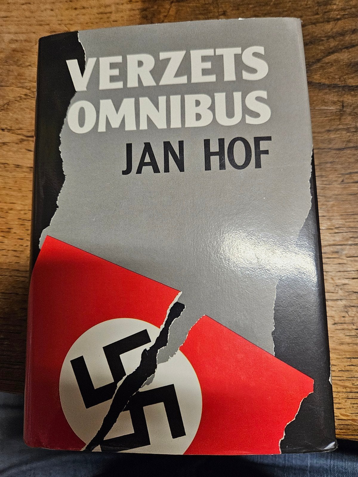 verzets omnibus, Boeken, Ophalen of Verzenden, Tweede Wereldoorlog, Gelezen
