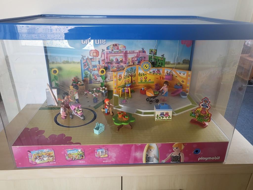 Playmobil display diorama babywinkel, Ophalen, Zo goed als nieuw, Complete set