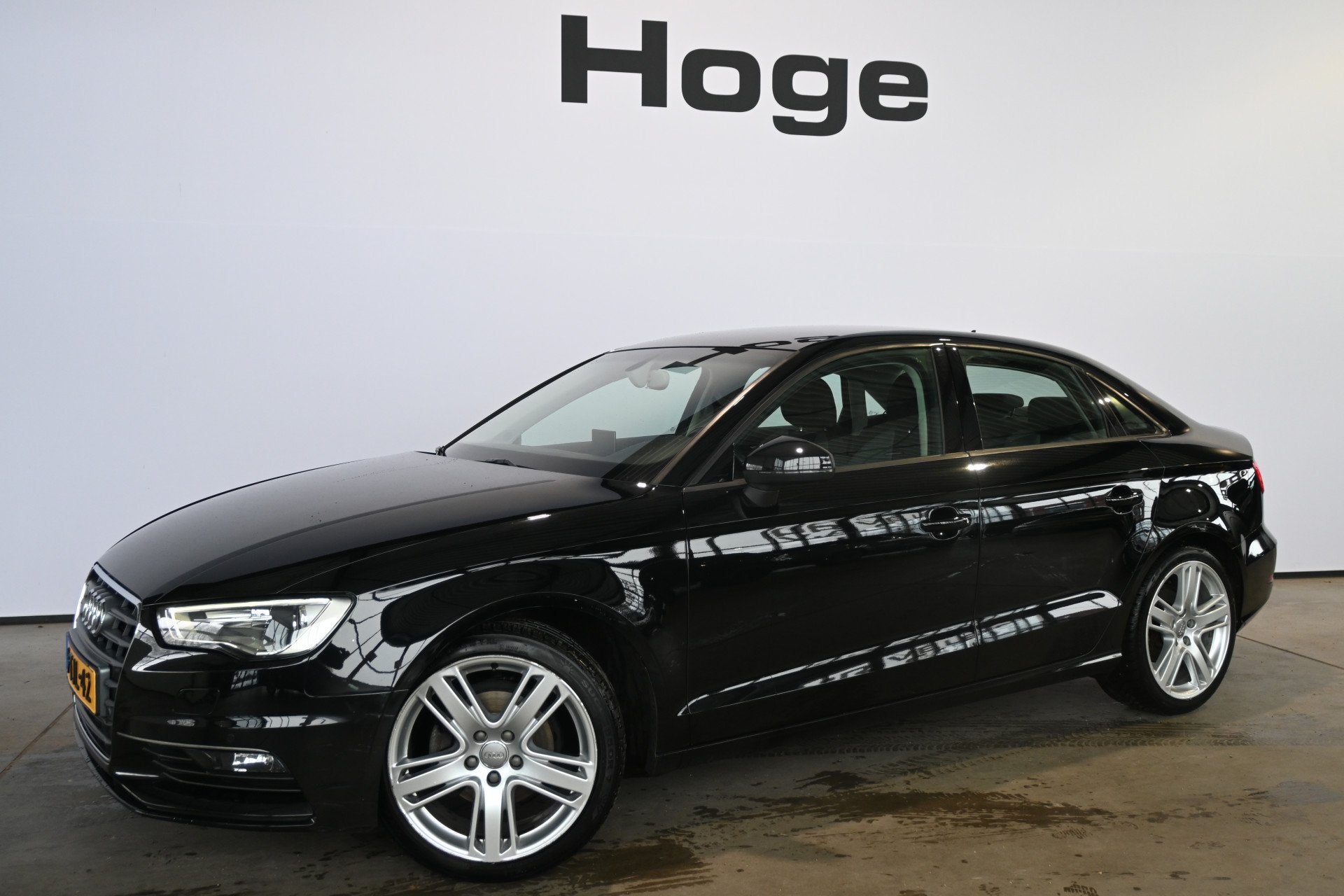 Audi A3 Limousine 1.4 TFSI CoD Ambition Pro Line Plus Clima, Stof, Gebruikt, 4 cilinders, Met garantie (alle)