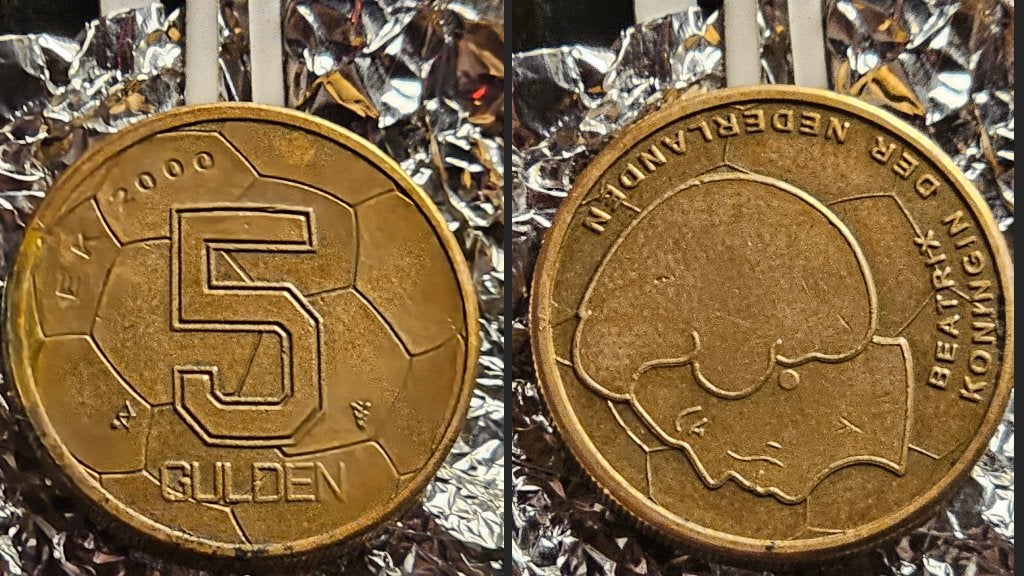 Topstuk van Misslag 5Gulden EK 2000, Postzegels en Munten, Ophalen of Verzenden, Koningin Beatrix, 5 gulden, Losse munt