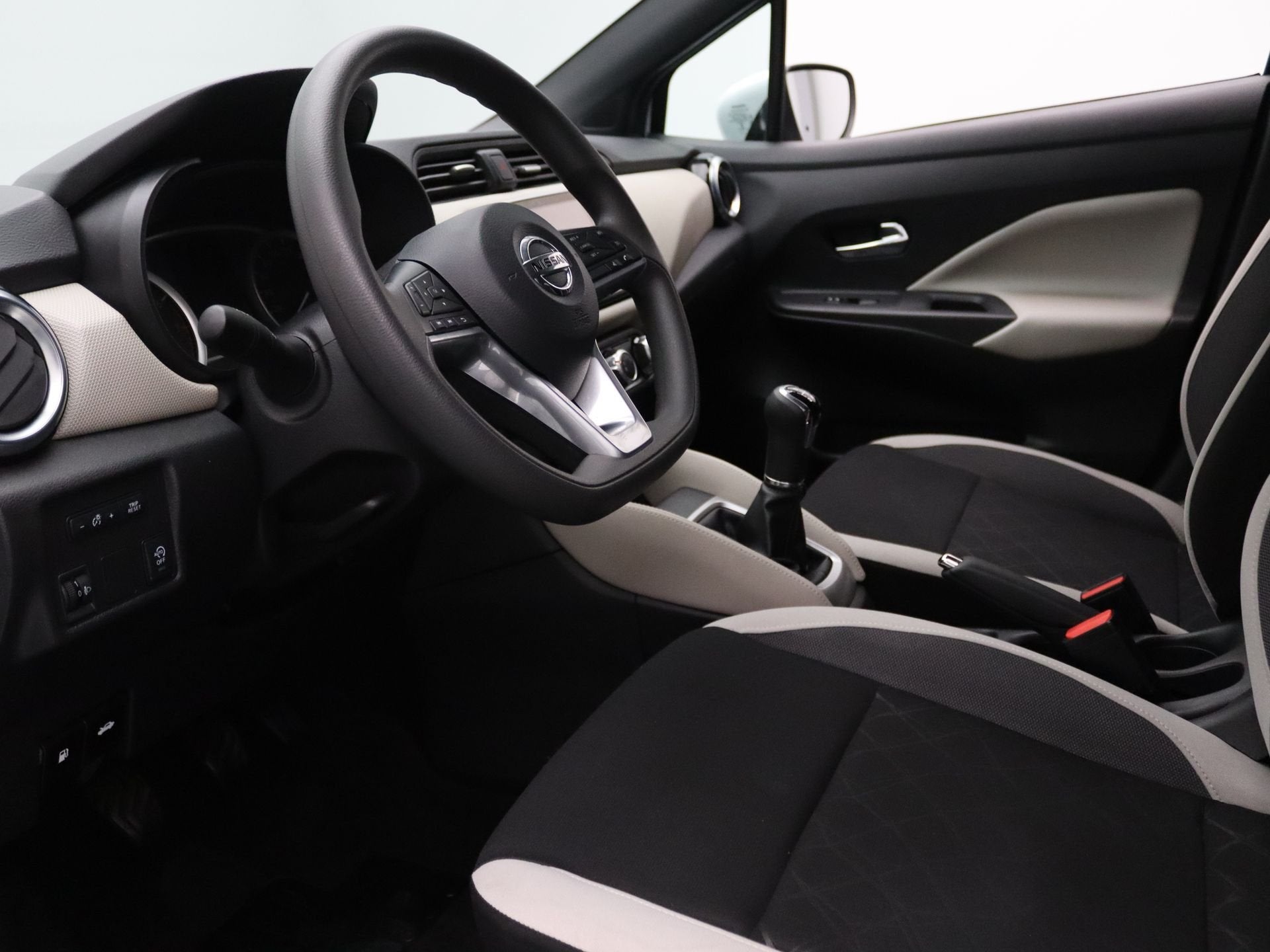 Nissan Micra IG-T Acenta 100pk Airco | Cruise | Carplay, Voorwielaandrijving, 12 maanden, Euro 6, Wit