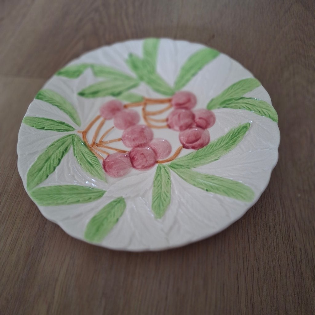 Aardewerk bordje kers, Antiek en Kunst, Antiek | Keramiek en Aardewerk, Ophalen of Verzenden