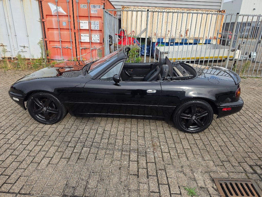Mazda MX-5 1.8 Miata 1994 Zwart, Achterwielaandrijving, Zwart, 4 cilinders, Cabriolet
