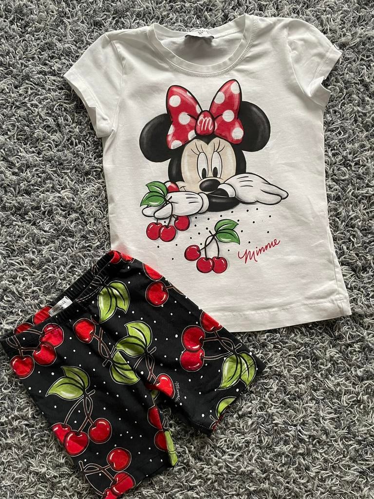Monnalisa broekje 4 jaar met bijpassend shirt 6 jaar, Ophalen of Verzenden, Zo goed als nieuw, Meisje, Setje