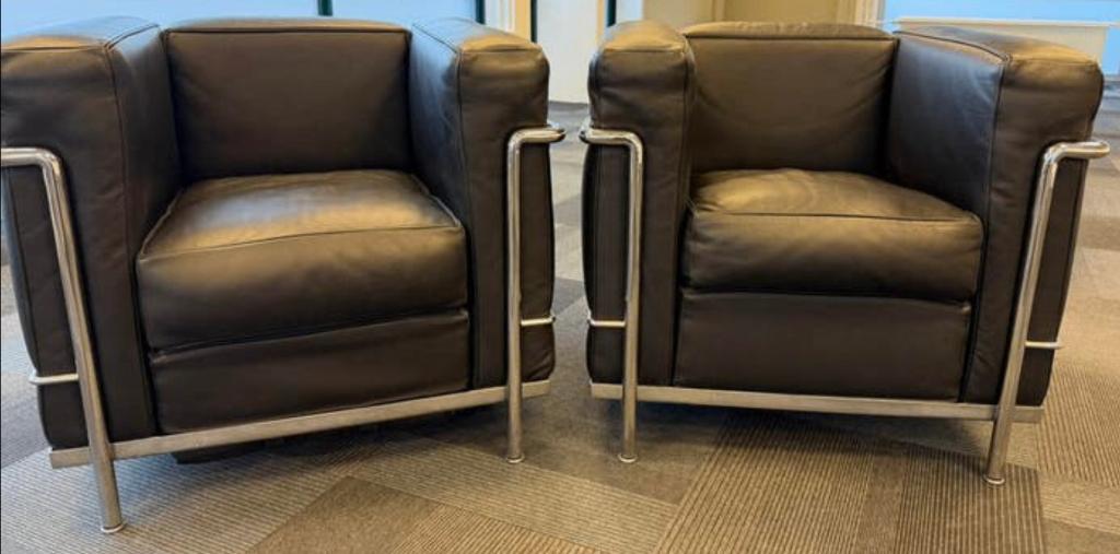 2 ZGAN Cassina LC 2 LC2 LC-2 fauteuil chair, Huis en Inrichting, Ophalen, Zo goed als nieuw, Nvt, Nvt