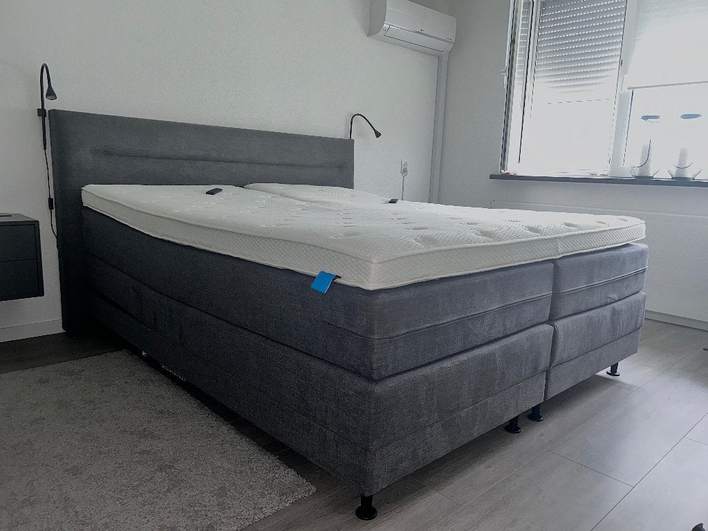Boxspring met hoofdbord, Ophalen, 210 cm, Tweepersoons, Zo goed als nieuw