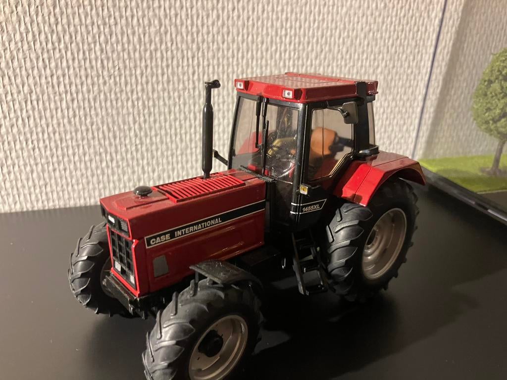 case international 1455XL schuco 1:32, Ophalen of Verzenden, Zo goed als nieuw, Tractor of Landbouw, Schuco