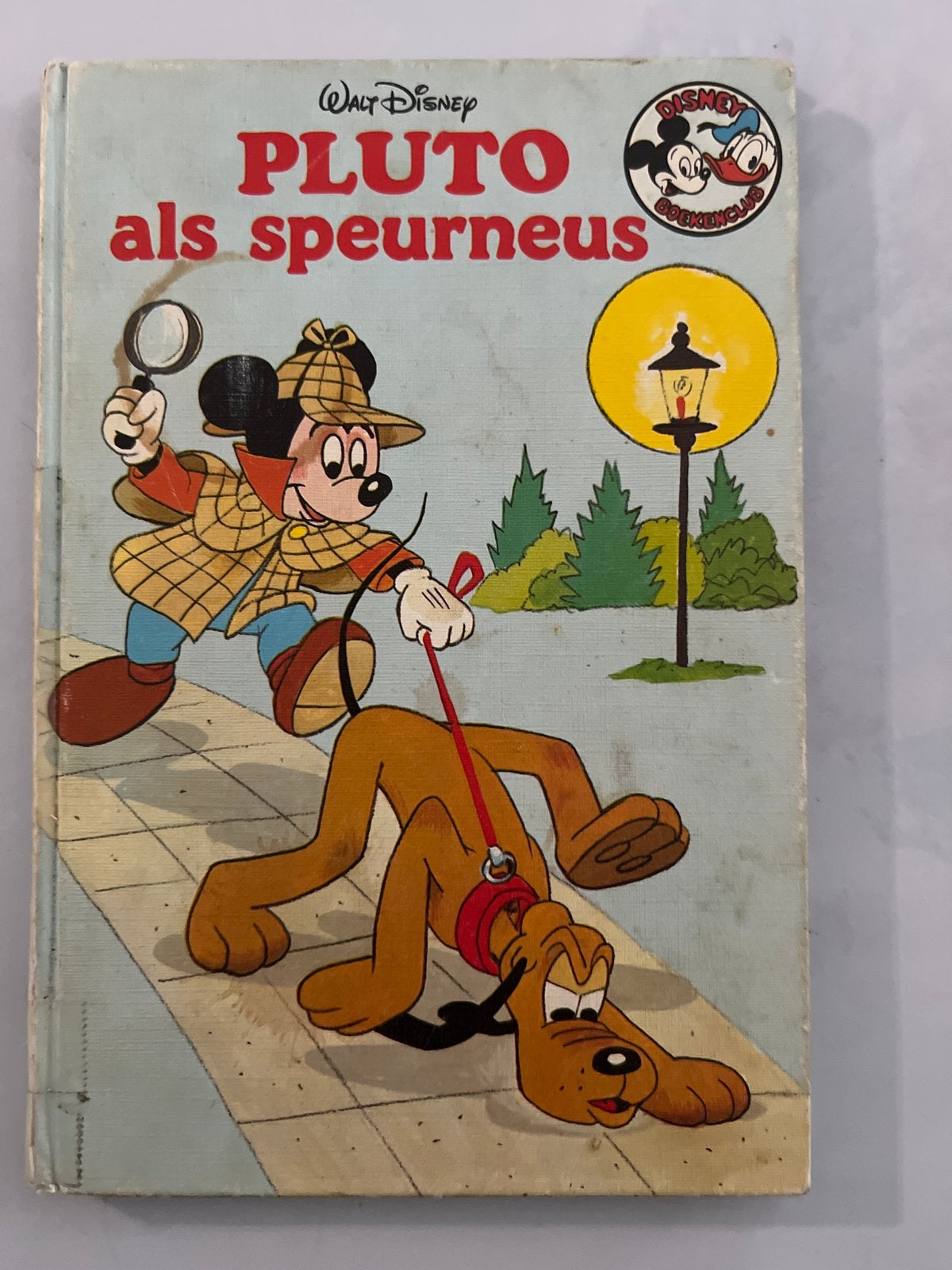 Walt Disney's Pluto als Speurneus - Vintage Boek, Ophalen of Verzenden, Gelezen, Fictie algemeen