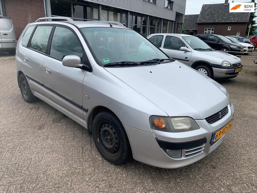 Mitsubishi Space Star 1.6 Invite Silver 2005 € 650.- APK T, Auto's, Mitsubishi, Voorwielaandrijving, Stof, Gebruikt, 4 cilinders