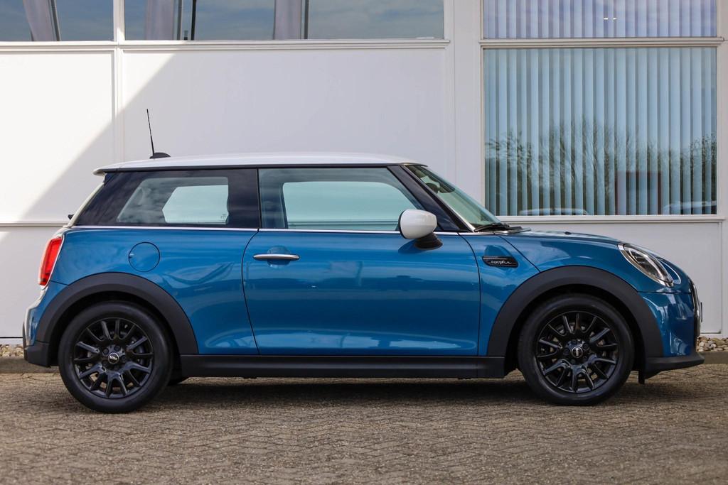 Mini Mini 1.5 136pk Cooper Camden Edition | LED Verlichting, Auto's, Mini, 12 maanden, 136 pk, Gebruikt, Leder en Stof