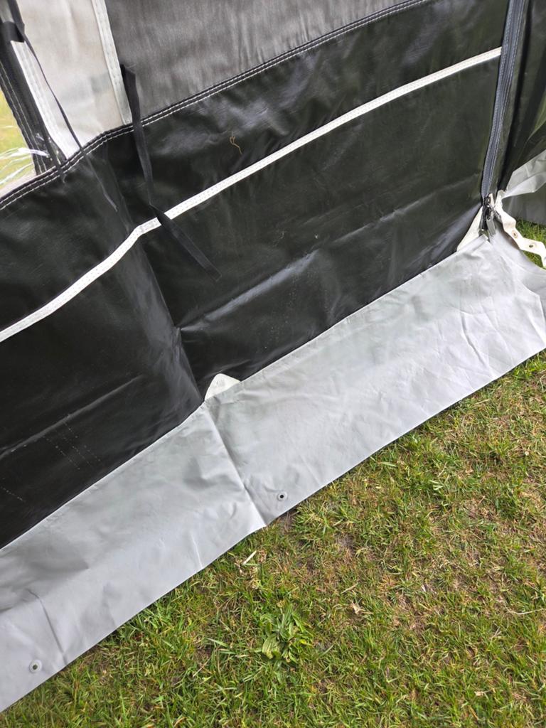 Ventura Pacific D300 Voortent Grey G18/A950 (936-960 cm), Caravans en Kamperen, Voortenten en Luifels, Ophalen, Zo goed als nieuw
