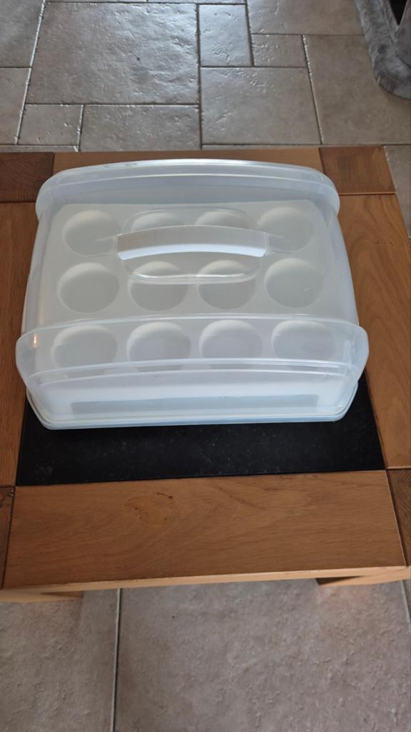 Cupcakes storagebox, Ophalen, Zo goed als nieuw, Cupcakes, Serveervorm