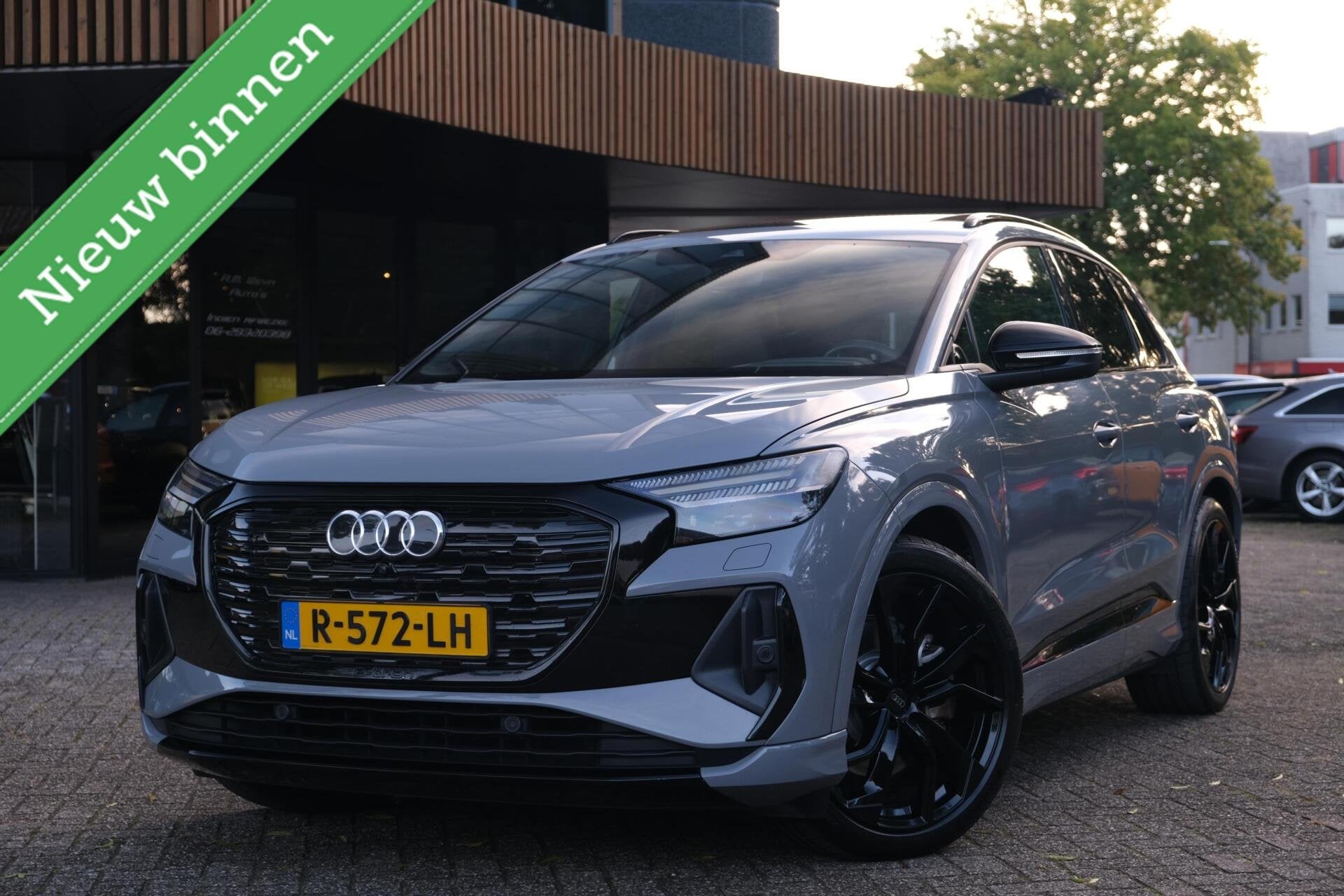Audi Q4 e-tron 50 quattro Launch edition S Competition 77 kW, Auto's, Zwart, Leder, 2110 kg, Te koop