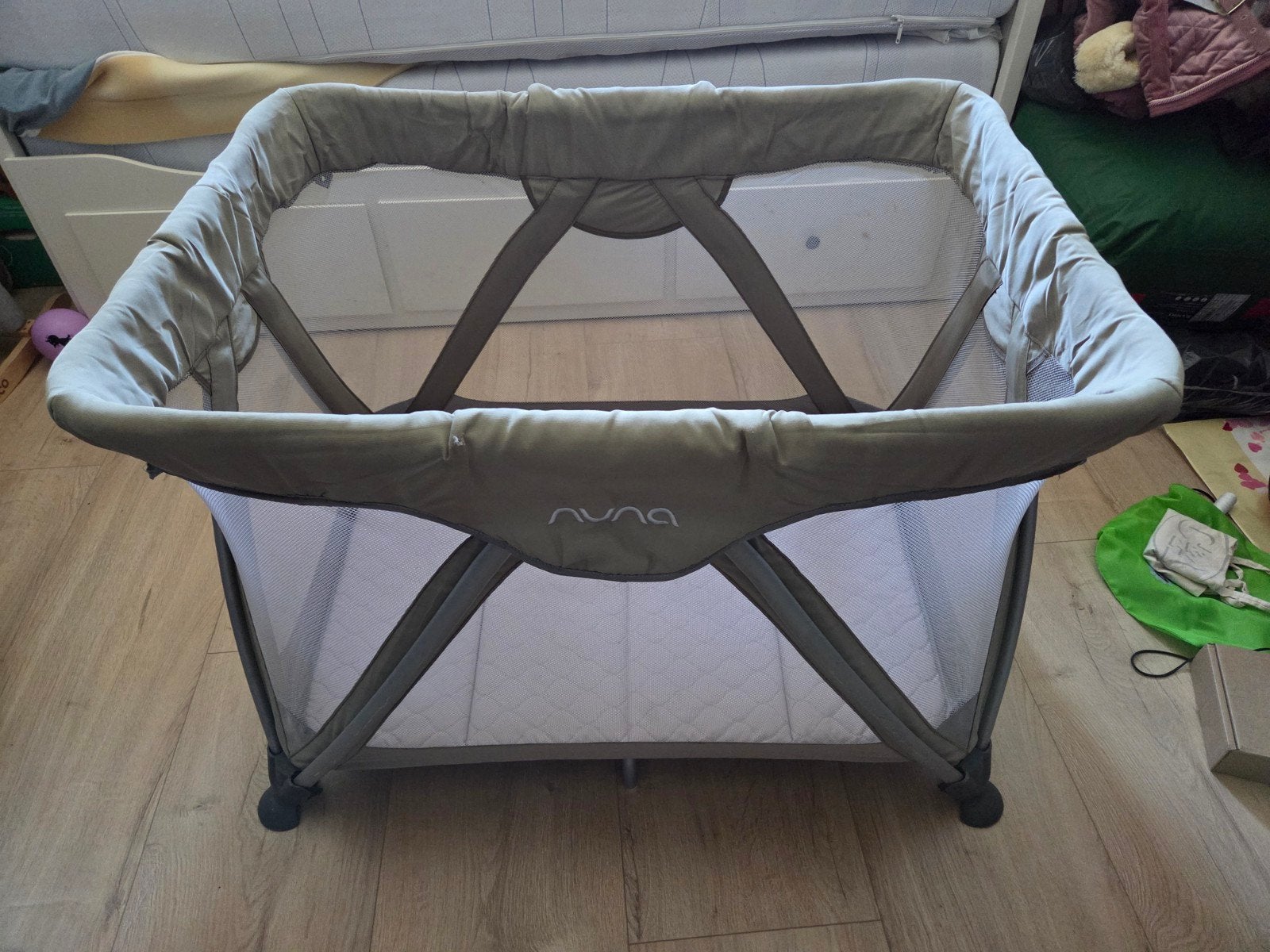 Nuna Sena Aire campingbedje, Ophalen, Gebruikt, Reisbedje