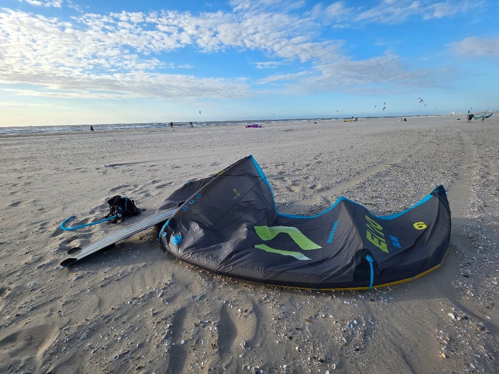 Duotone Evo dlab 9m 2026, Watersport en Boten, Kitesurfen, Ophalen, 9 m², Geen board, Zo goed als nieuw