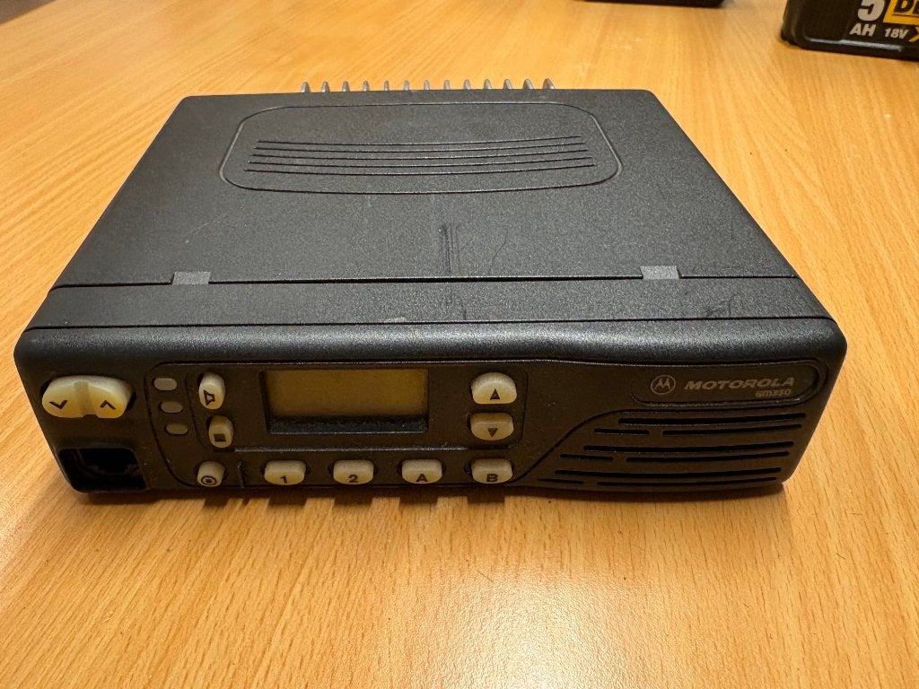 Motorola GM950 Mobilofoon, Telecommunicatie, Ophalen of Verzenden, Gebruikt, Zender en Ontvanger