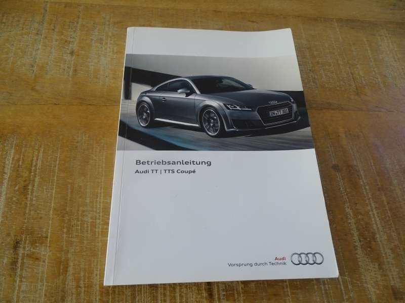 Audi TT - TTS Coupe - Handleiding - Instructieboek - Duits, Auto diversen, Verzenden
