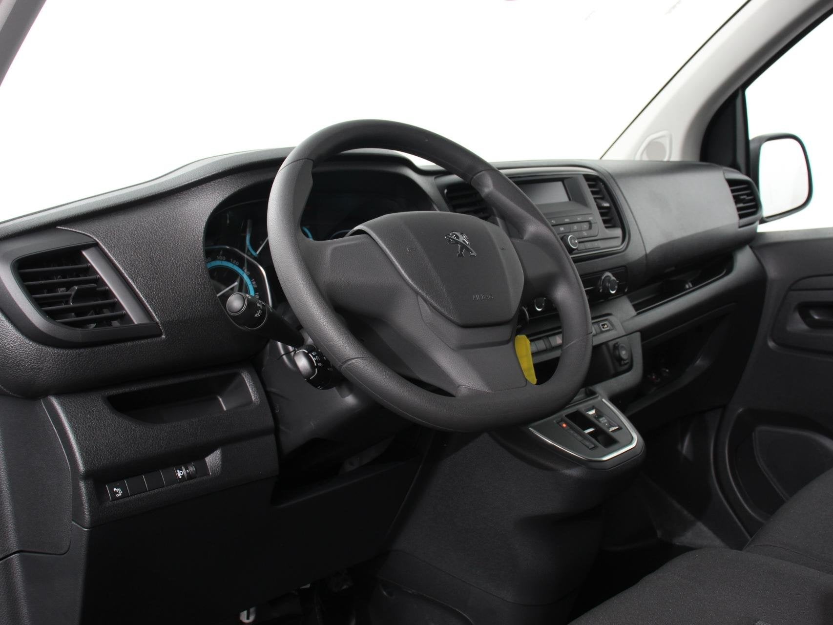Peugeot e-Expert EV L2 75 kWh 3p Automatische Airco Multimed, Auto's, Bestelauto's, 351 km, Wit, 420 min, 1000 kg