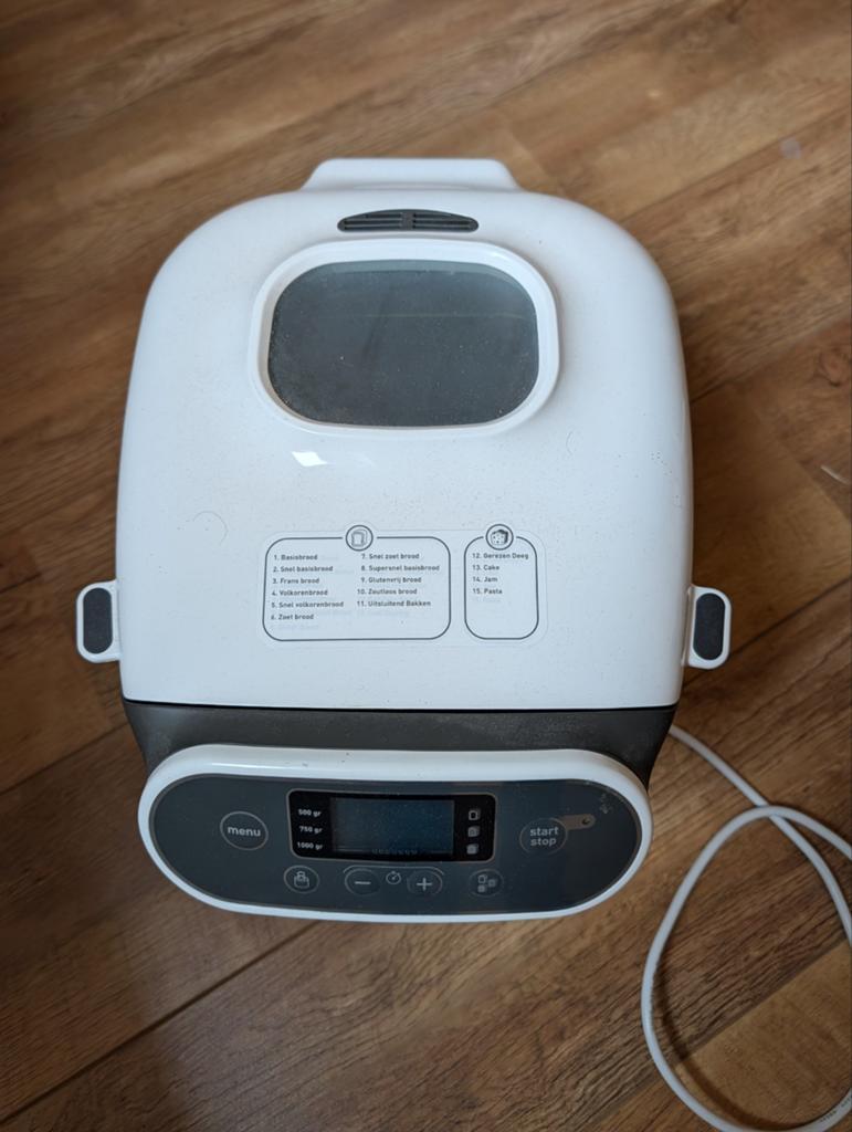 Goed werkende Tefal Broodbakmachine, Witgoed en Apparatuur, Broodbakmachines, Gebruikt, Kijkvenster, 800 tot 1200 gram deeg, Ophalen