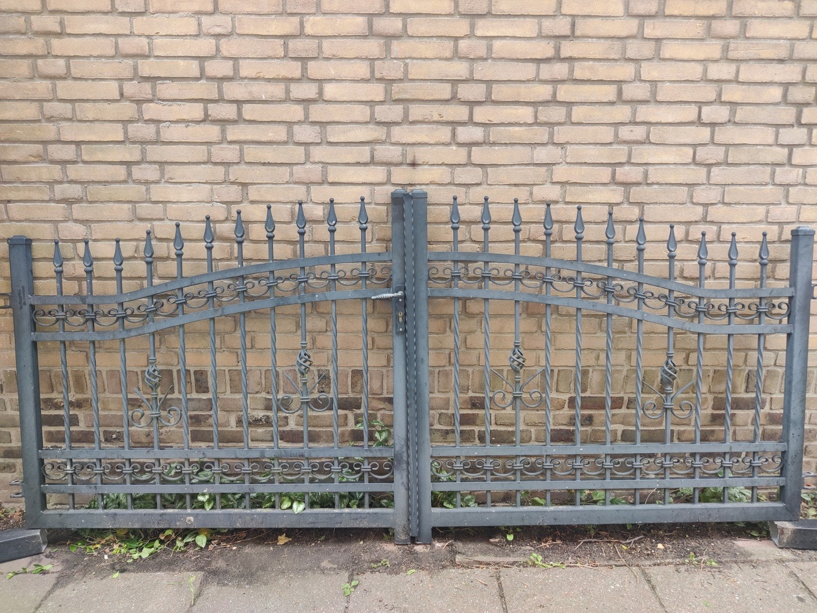 Sierhek - IJzeren poort, Ophalen, Met poort, Gebruikt, Sierhekwerk