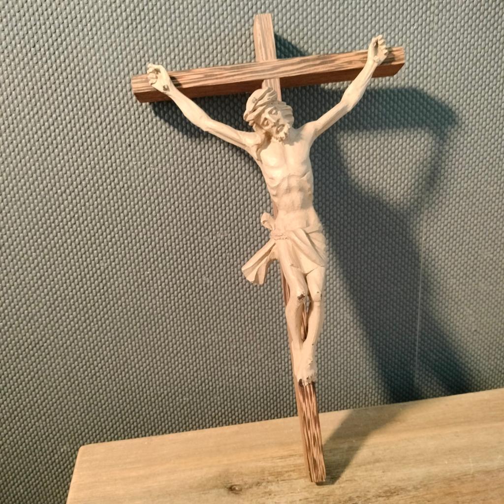 Houten kruis Siena met corpus - Handgesneden, Antiek en Kunst, Ophalen of Verzenden