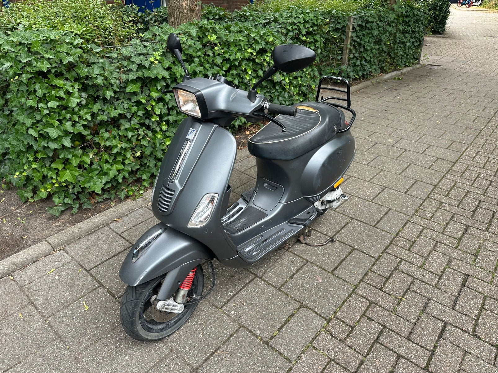vespa brom scooter 4 takt  inruil mogelijk, Ophalen, Gebruikt, Benzine, Overige modellen